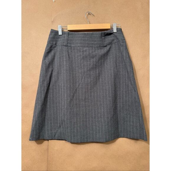 Georgio Armani Wool Skirt *note - Picture 1 of 8